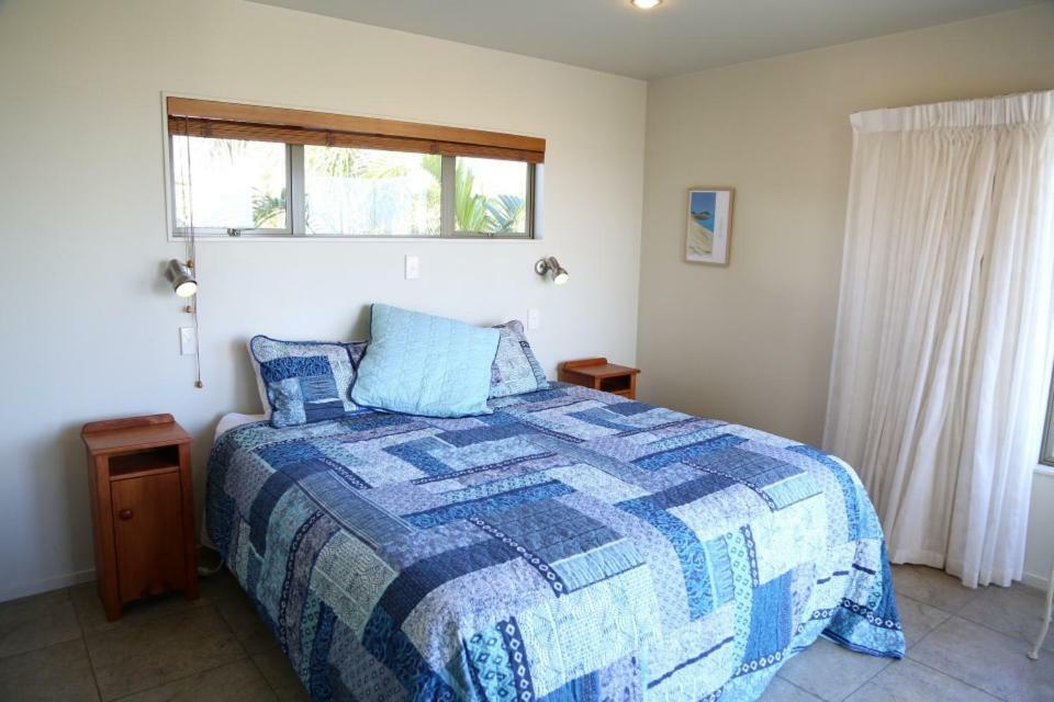Gems Seaside Lodge Ahipara Exterior photo
